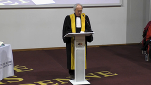 Cérémonie de remise de diplôme de docteur Honoris Causa au professeur Akira Mizubayashi